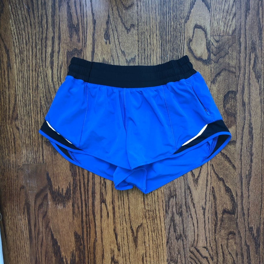 Lululemon Hotty Hot short 2.5”